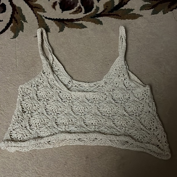 Crochet Crop Tank Top - Picture 4 of 4